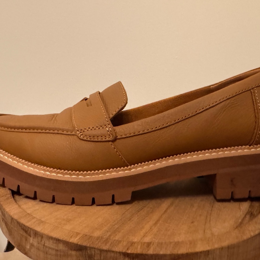 Toms Brown Leather Loafers